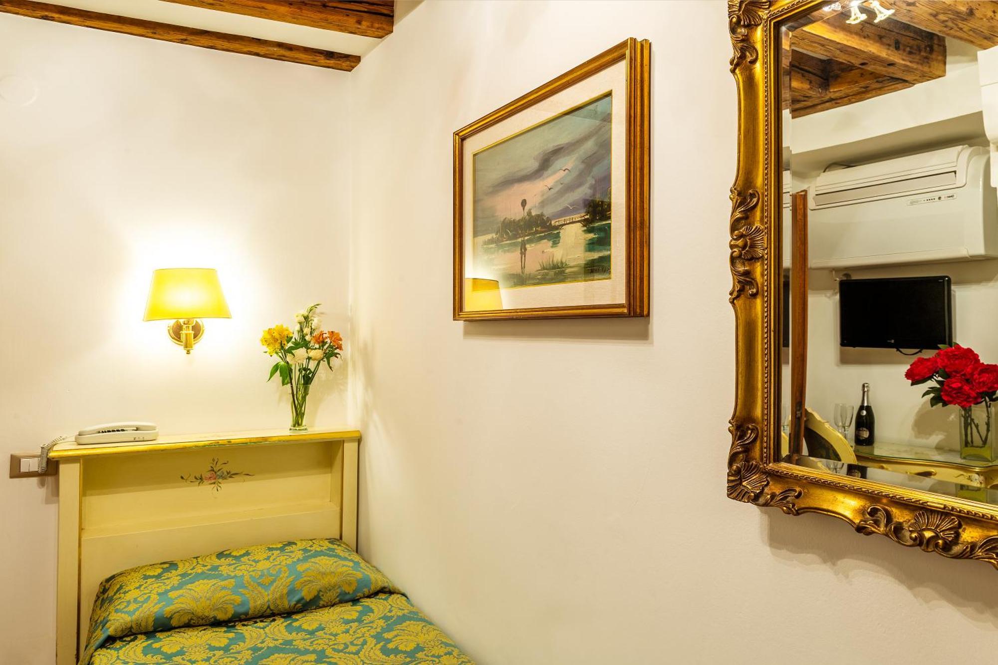 Hotel Al Vagon Velence Kültér fotó